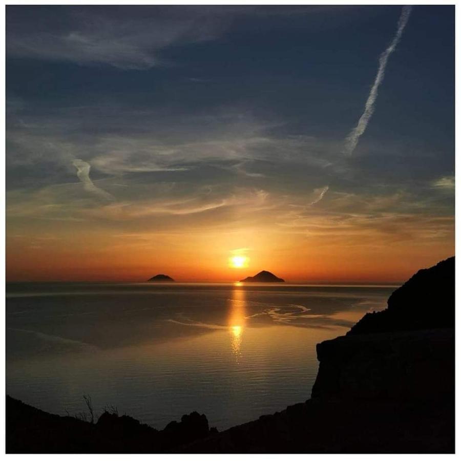 Lipari Centro Storico Flat 6 Mins From Portアパートメント エクステリア 写真