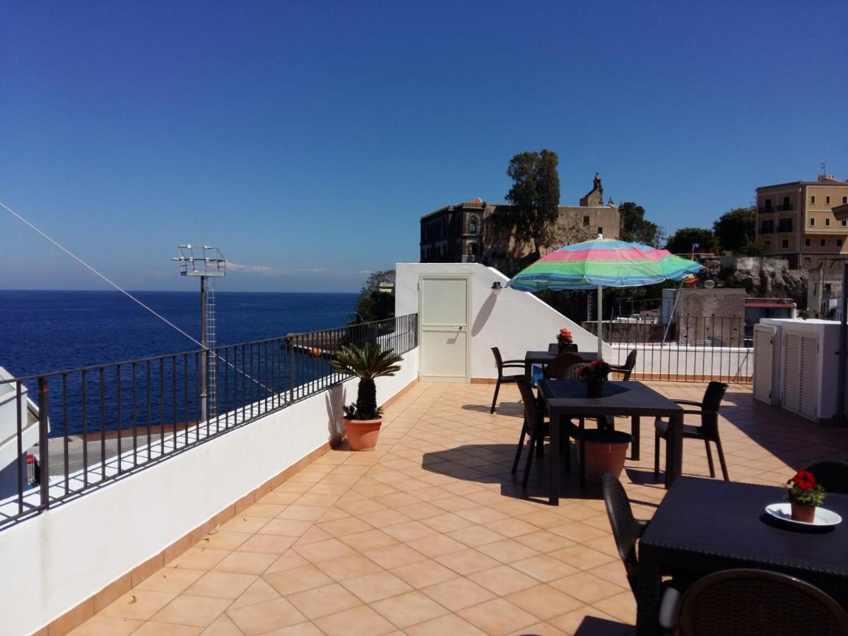Lipari Centro Storico Flat 6 Mins From Portアパートメント エクステリア 写真